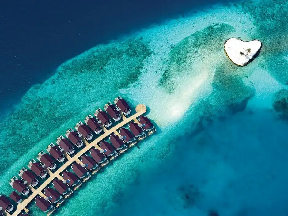 OBLU SELECT LOBIGILI