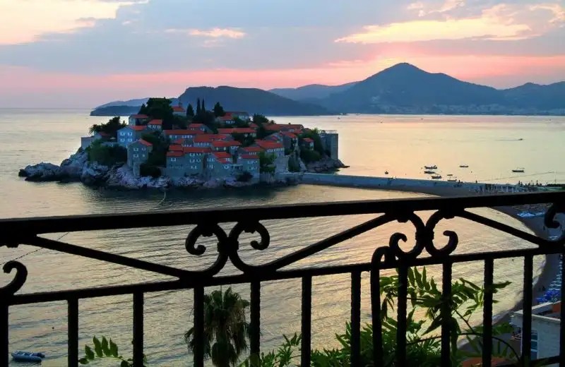 LUX APARTMENTS SV STEFAN