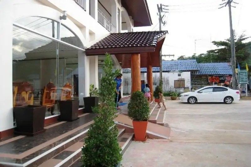 OYO 918 KACHAPOL HOTEL