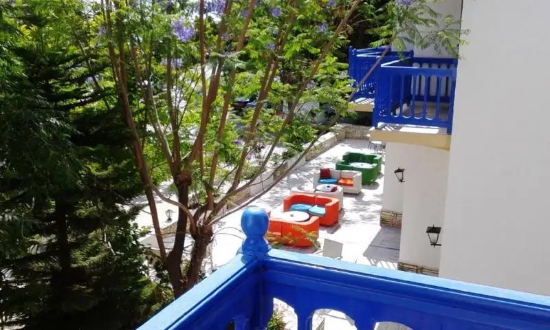 THEODOROU BEACH HOTEL APARTMENTS