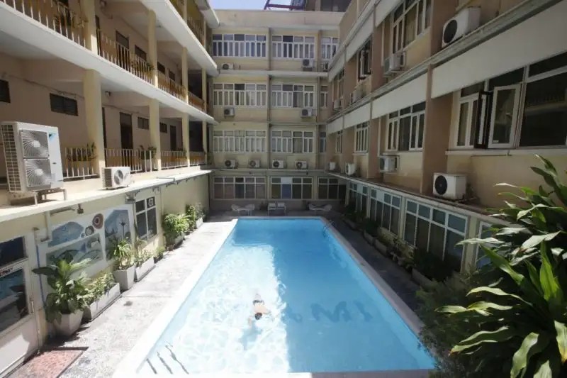 MIAMI HOTEL