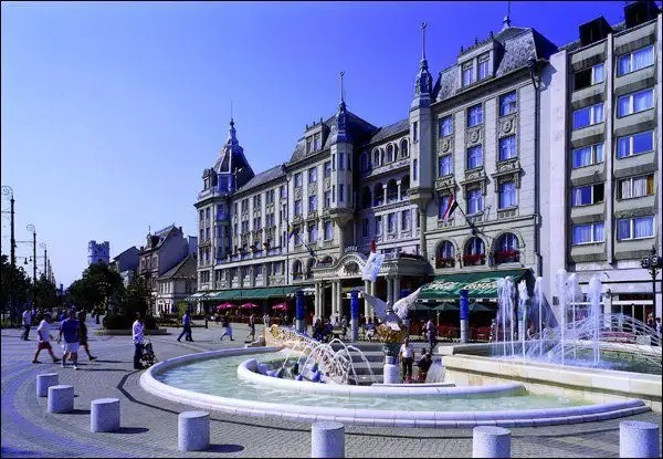 CIVIS GRAND HOTEL ARANYBIKA