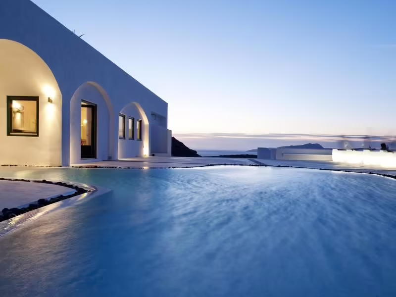 AVANT GARDE SUITES