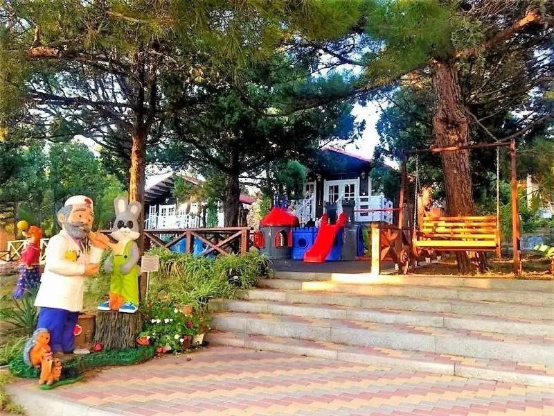 МОЖЖЕВЕЛОВЫЙ ПАРК