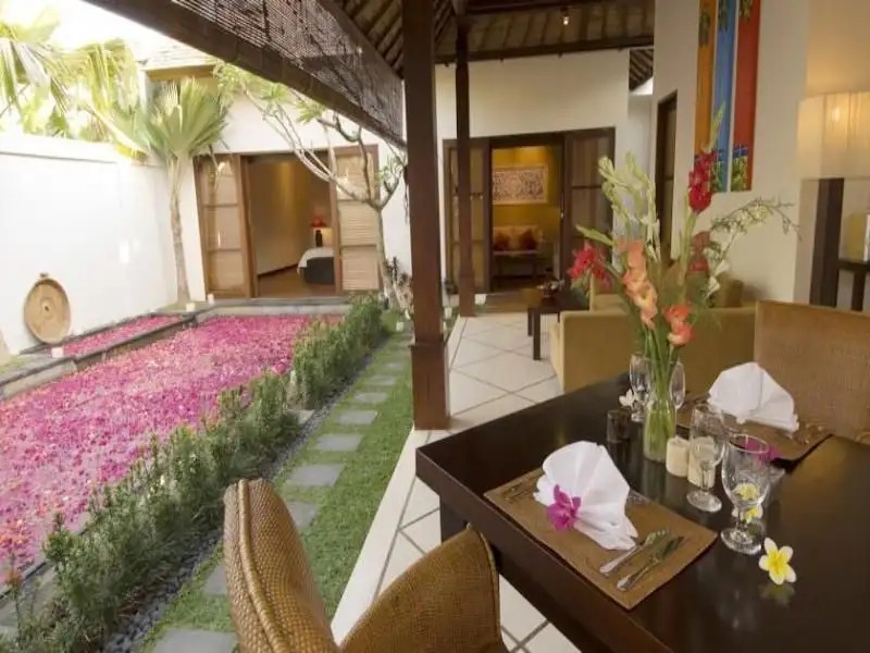 ELLORA VILLAS