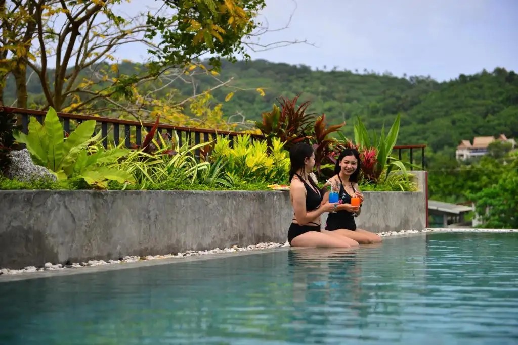 LE RESORT AND VILLAS