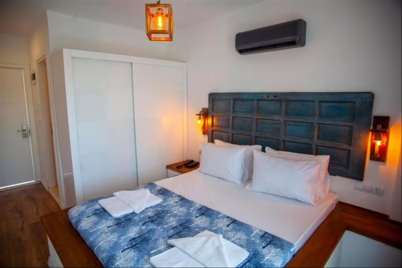 SMYRNA HOTEL