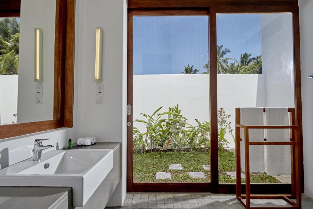 AAVYA COVE VILLAS BY AAHAASA COLLECTION (EX. CALAMANSI COVE BY JETWING)