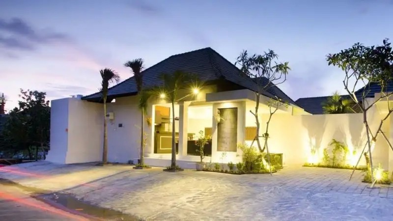 D&G VILLAS LEGIAN