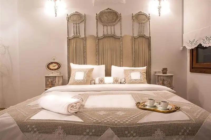 ORIELLA HOTEL