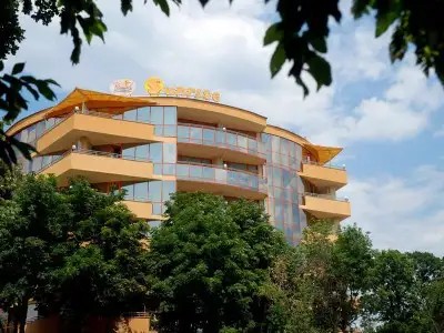 SUNRISE GOLDEN SANDS