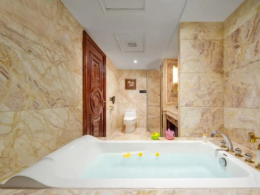 YUEDA FINANCIAL CITY INTERNATIONAL HOTEL
