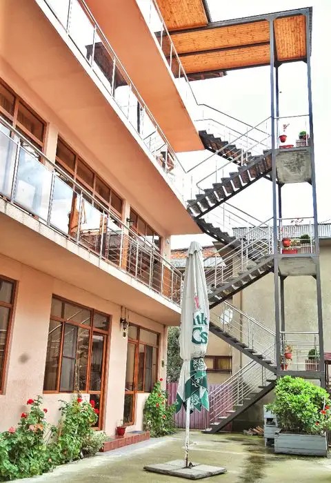 HOMETEL ILANA