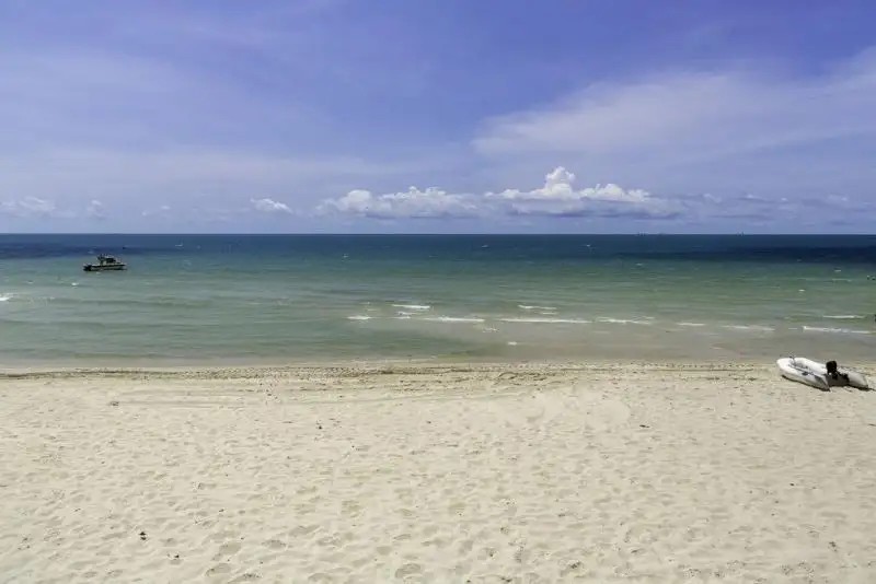 TRADEWINDS COTTAGES