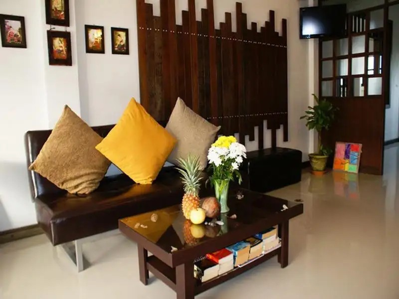 ATHOME HOTEL TWO NANAI 8 & THAI KITCHEN