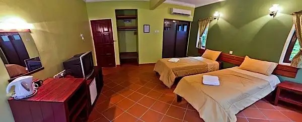 ANJUNGAN BEACH RESORT & SPA