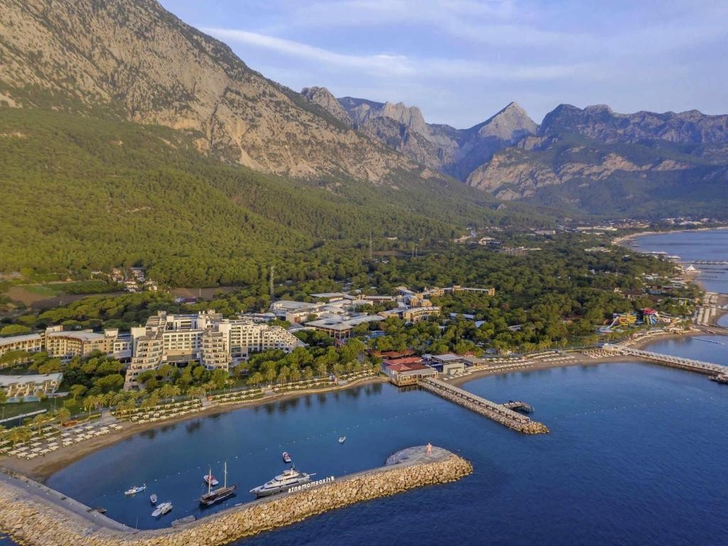 RIXOS SUNGATE THE LAND OF LEGENDS FREE ACCESS