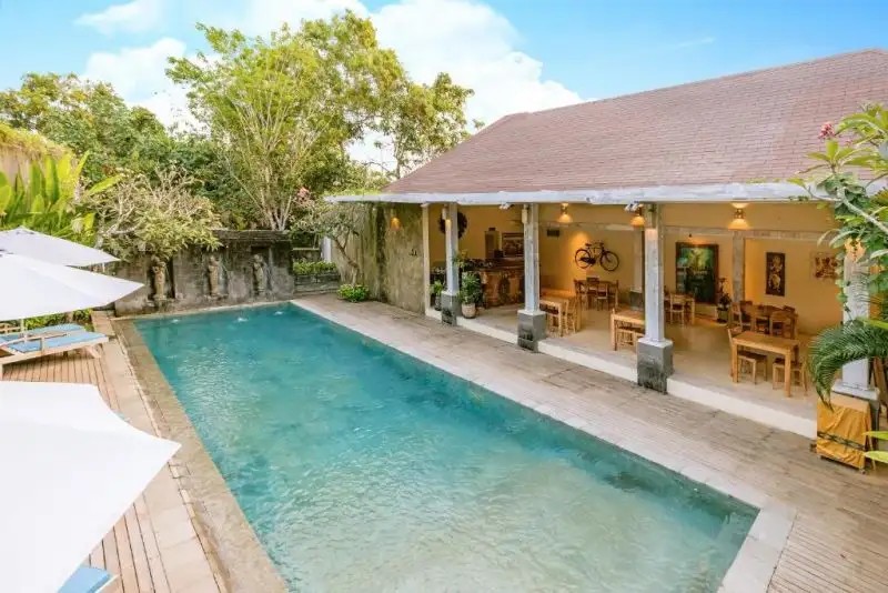 LA BERCEUSE RESORT AND VILLA