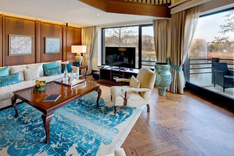 KEMPINSKI HOTEL GRAVENBRUCH