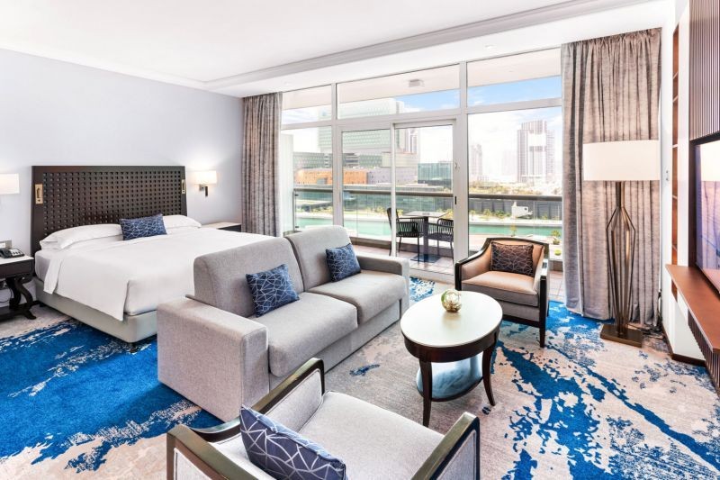 sea view family with balcony and sofa bed