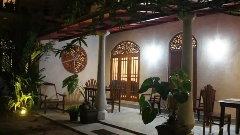 SRIMALIS RESIDENCE