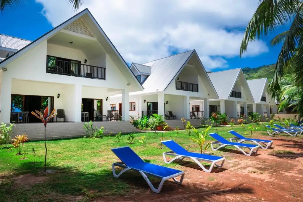 LAZIO BEACH RESIDENCE ADULTS ONLY 18+