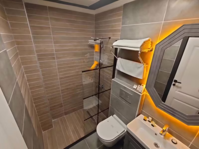 LOFT AIRPORT HOTEL