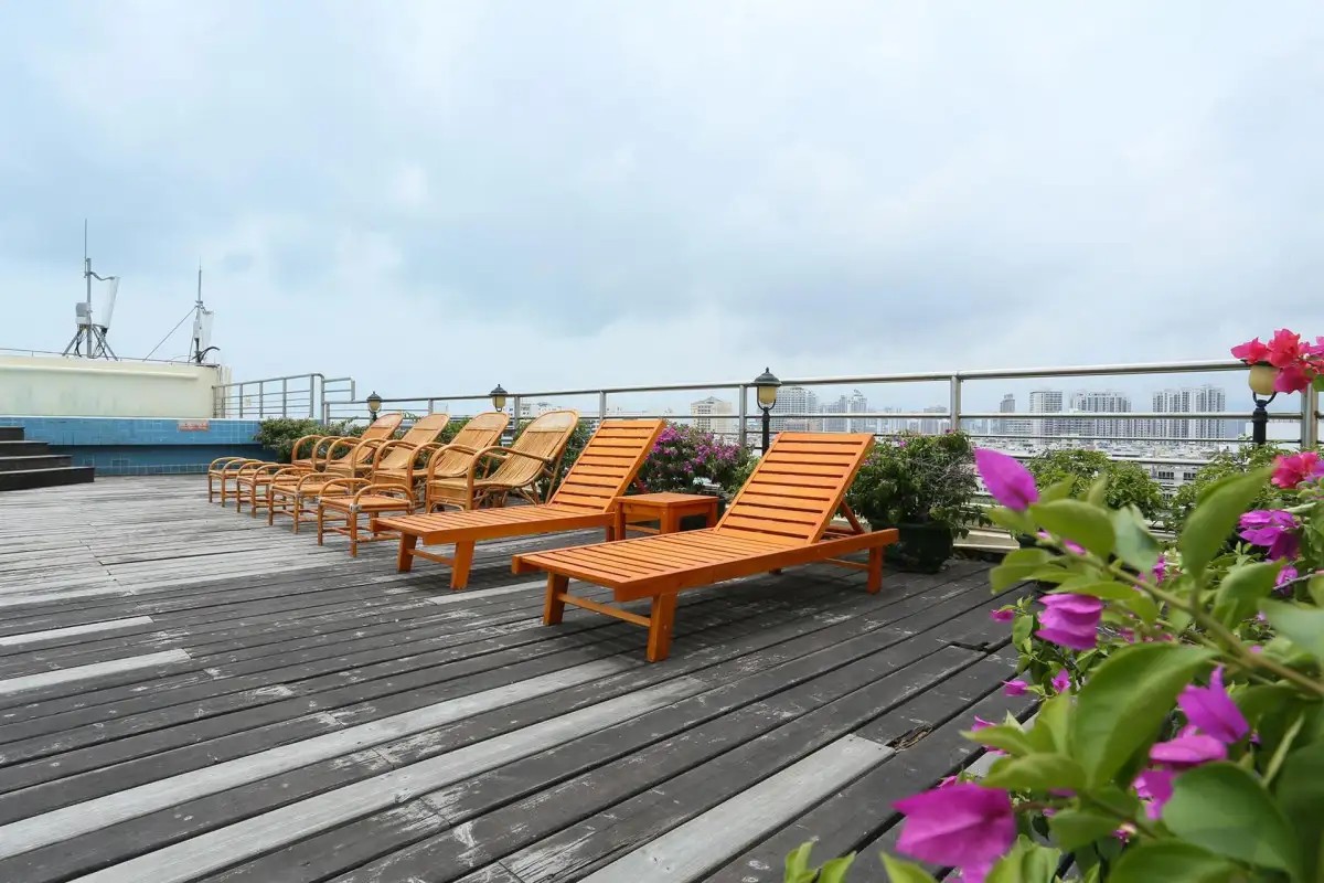 HARVEST SEA VIEW HOTEL