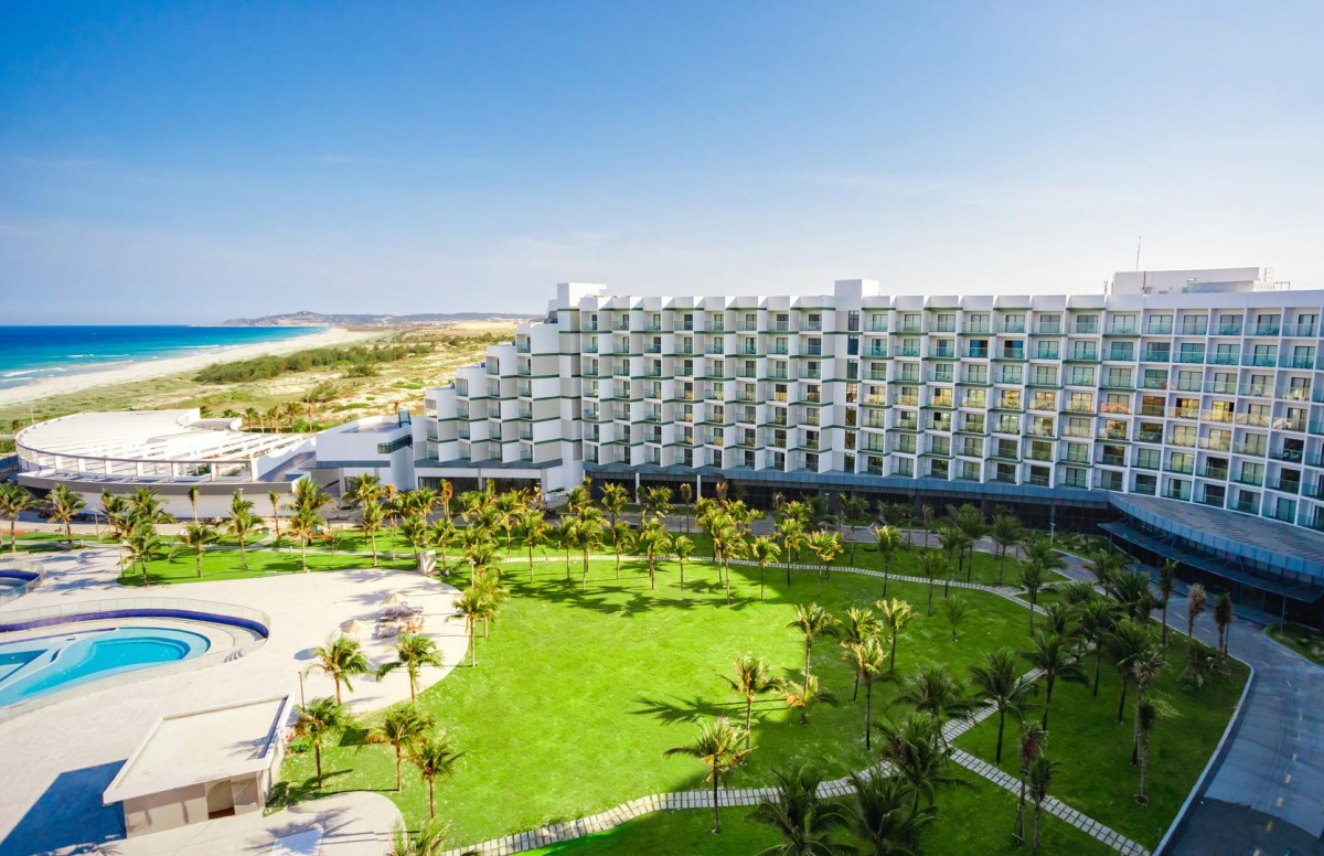 LUGANO RESORT & SPA CAM RANH