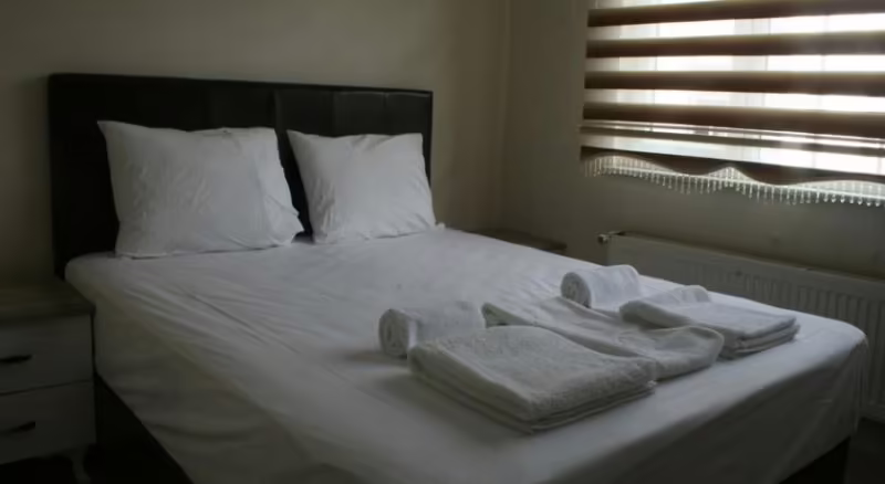 KIWI HOTEL