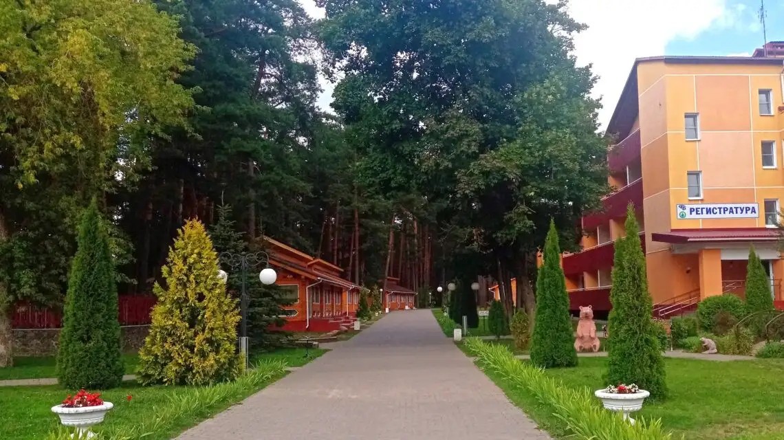 ЛЕСНЫЕ ОЗЕРА