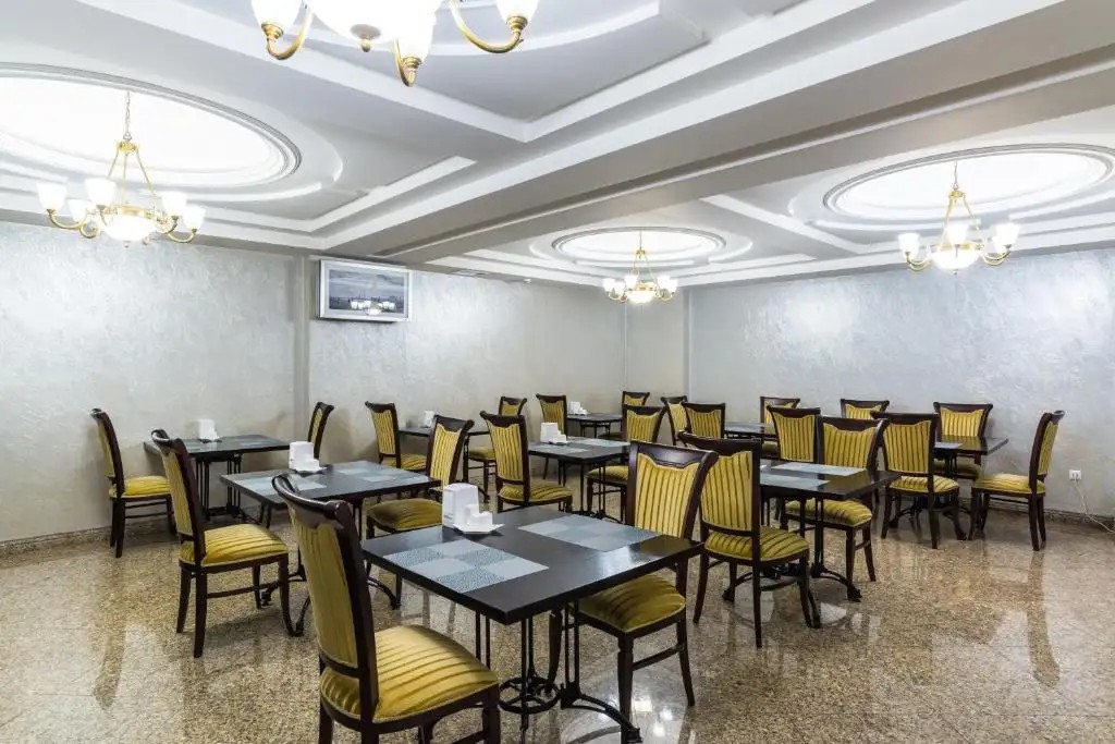 ROYAL PARK HOTEL