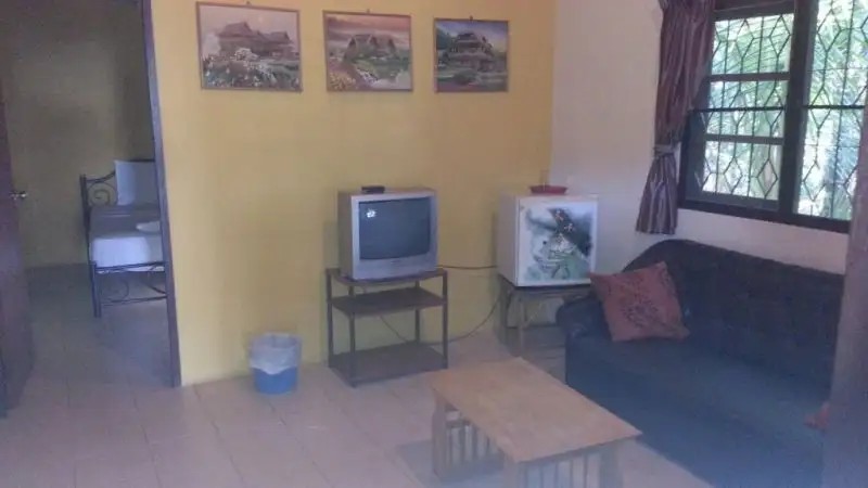 MOONHUT BUNGALOWS