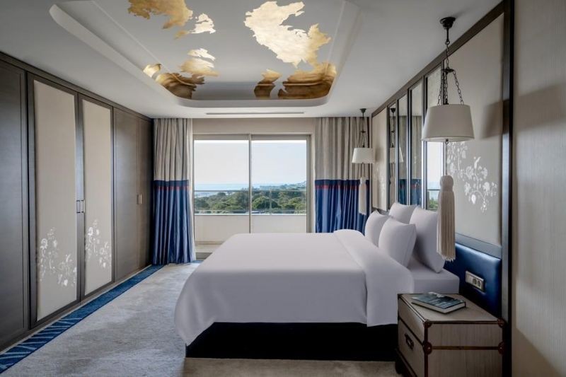 queen suite