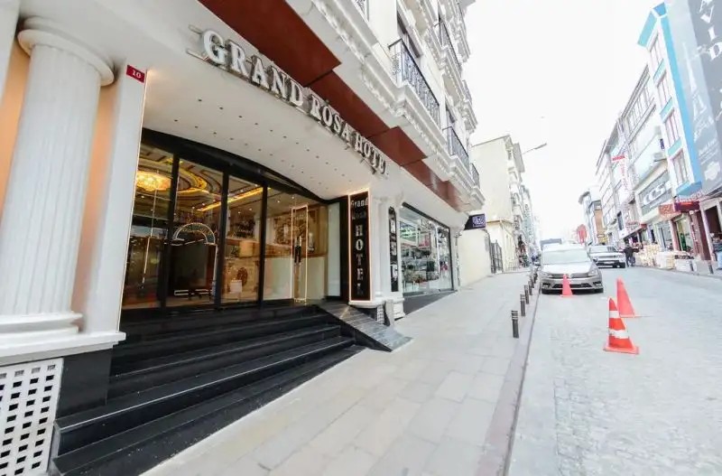 GRAND ROSA