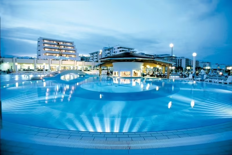 SAVOY BEACH