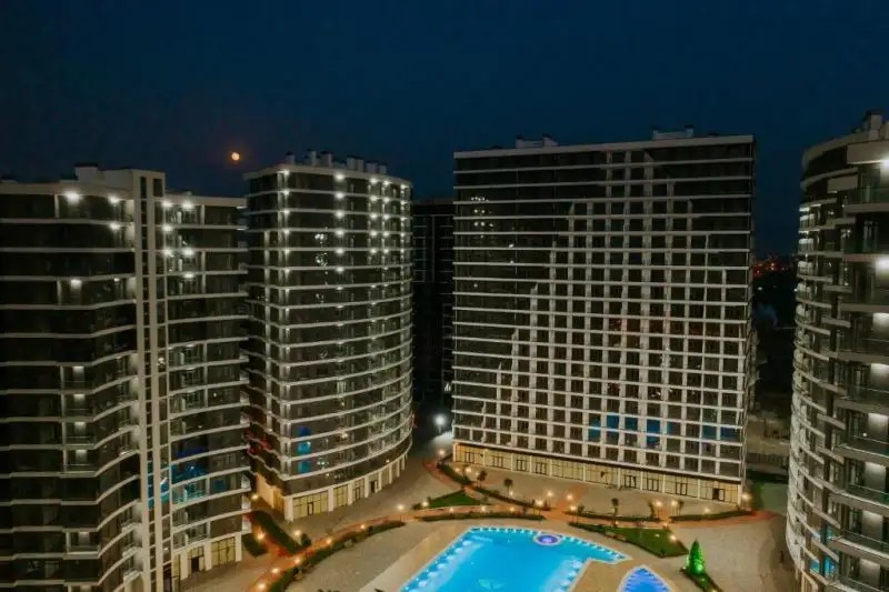 WHITE SAILS RESIDENTIAL