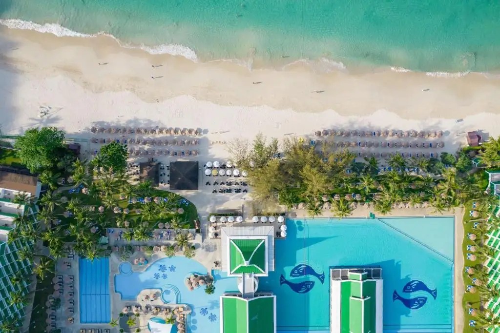 LE MERIDIEN PHUKET BEACH RESORT