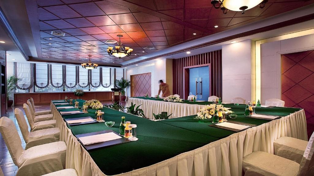 PULLMAN DALIAN (EX. KEMPINSKI HOTEL DALIAN)