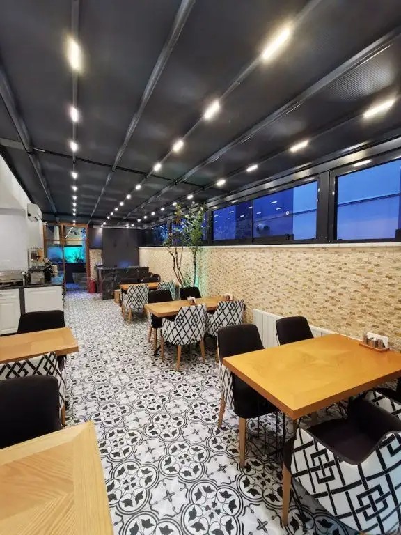 LUXX GARDEN HOTEL