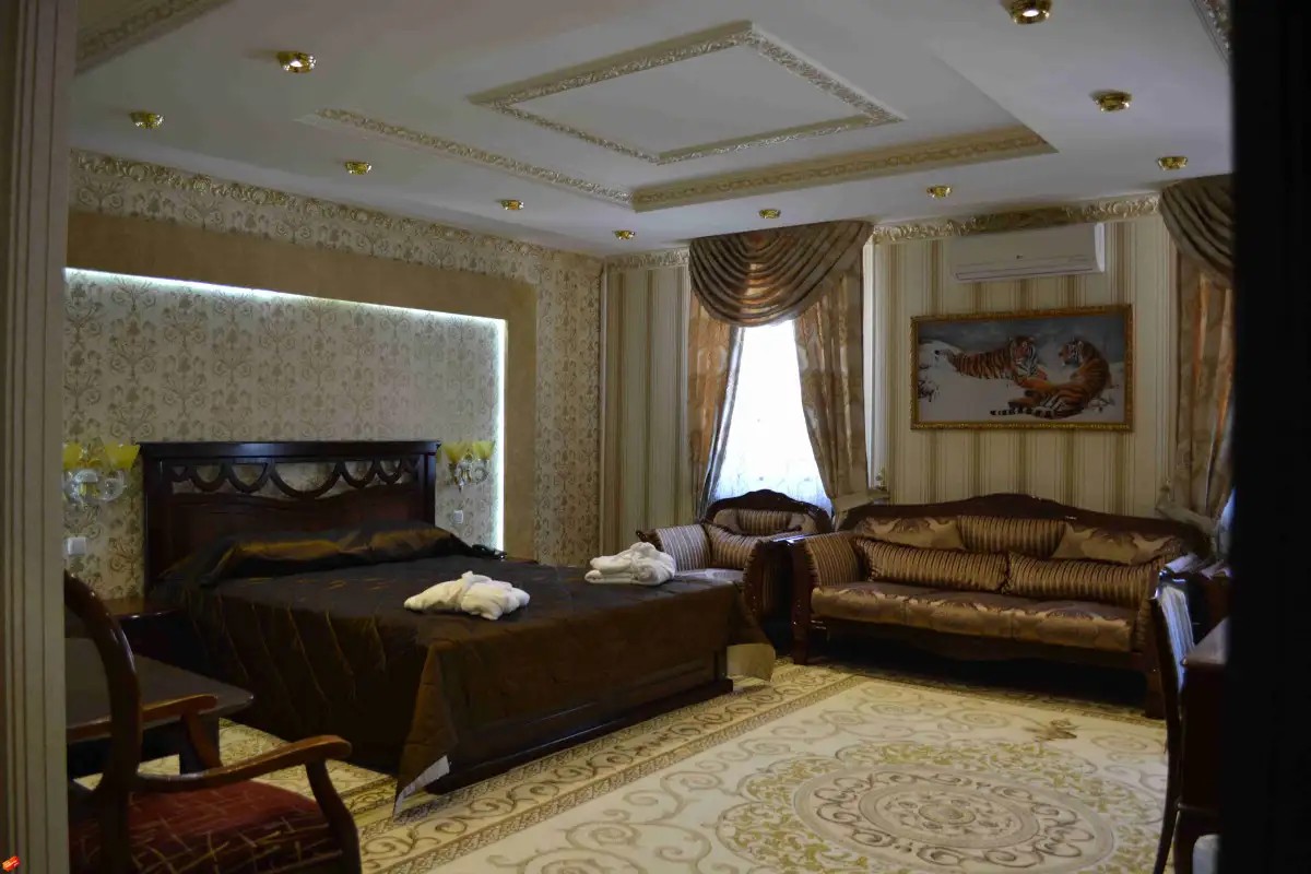 PAPILION HOTEL