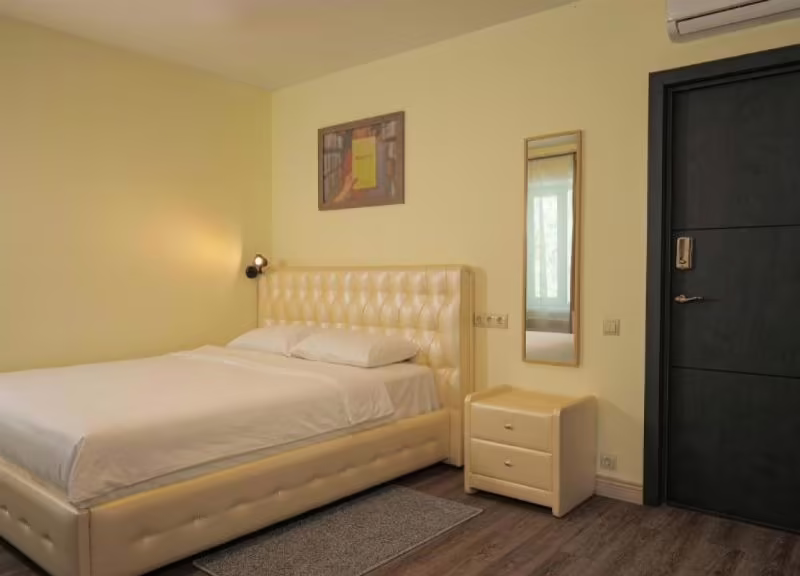 EL HOSTEL (ЭЛЬ ХОСТЕЛ)