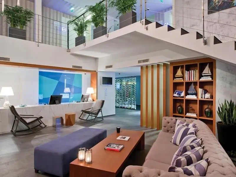 AVANTGARDE YALIKAVAK