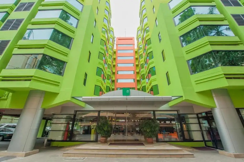THE SEASONS BANGKOK HUAMARK