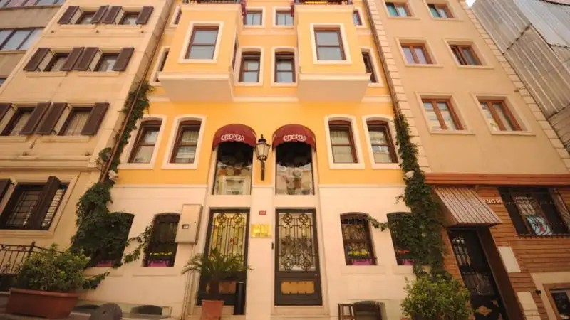 OTTOPERA HOTEL