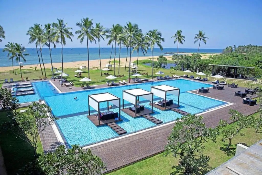 SURIYA RESORT