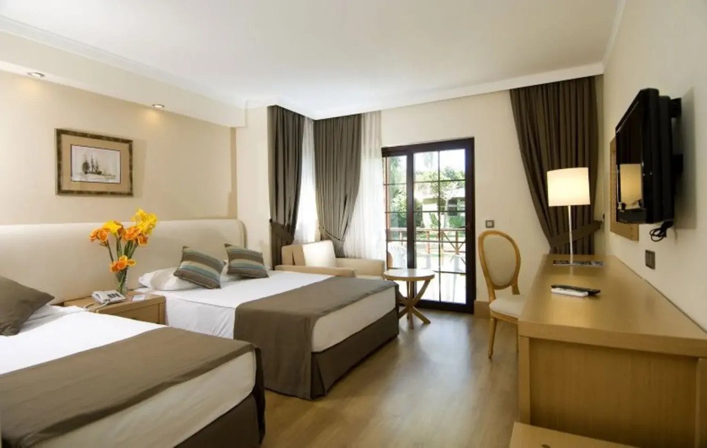 GYPSOPHILA HOLIDAY VILLAGE