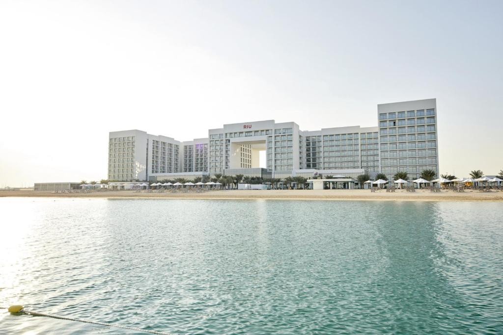 RIU DUBAI BEACH RESORT