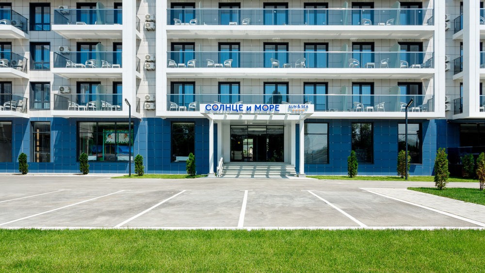 СОЛНЦЕ И МОРЕ