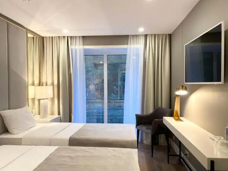 VANIA ROOMS